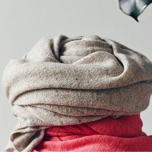 White + Warren Cashmere V neck Sweater